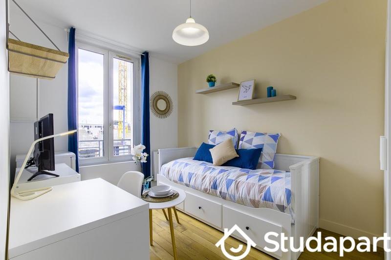 Chambre - 10 m² - 1 pièce