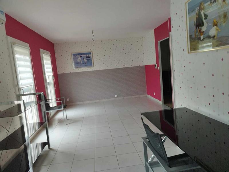 Maison - 101 m² - 5 pièces