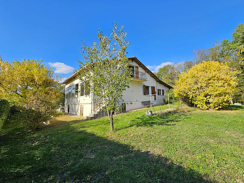 Maison - 169 m² - 6 pièces