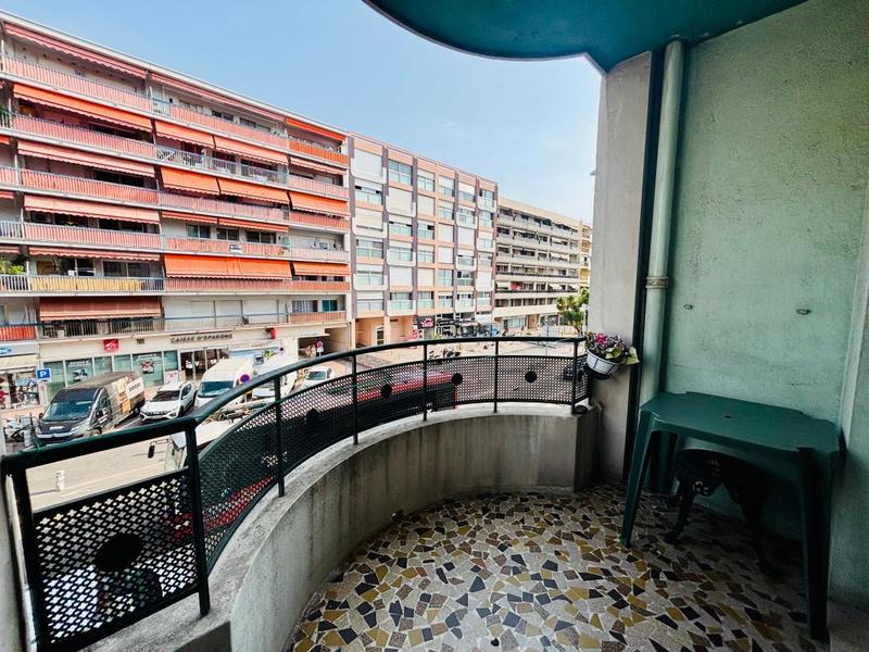 Studio - 34 m² - 1 pièce