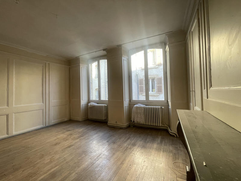 Appartement - 77 m² - 3 pièces