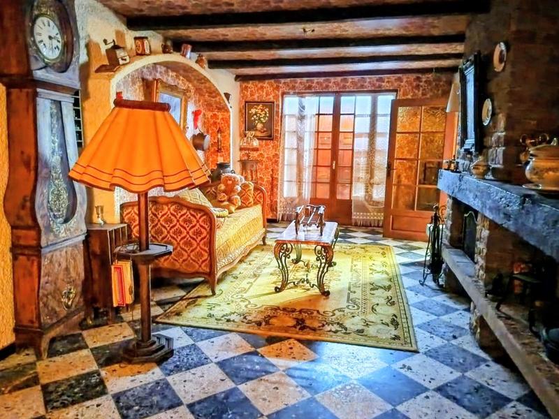 Maison de village - 200 m² - 9 pièces