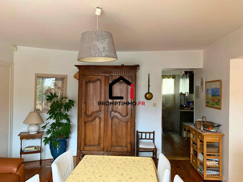 Maison - 388 m² - 13 pièces