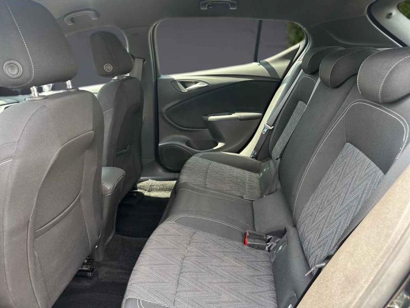 Opel Astra 1.5 d 122 cv Edition