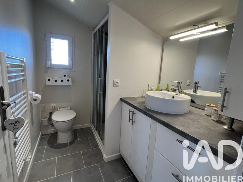 Maison - 240 m² - 11 pièces