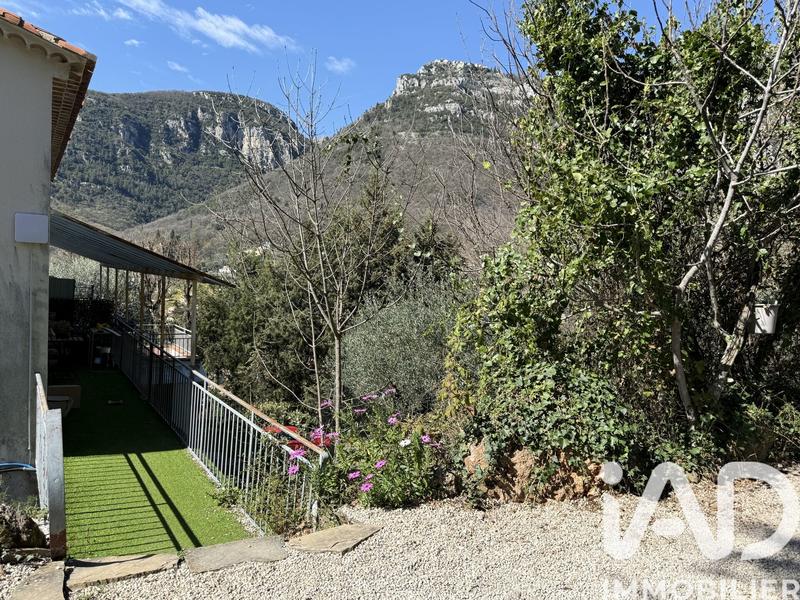 Appartement - 125 m² - 4 pièces