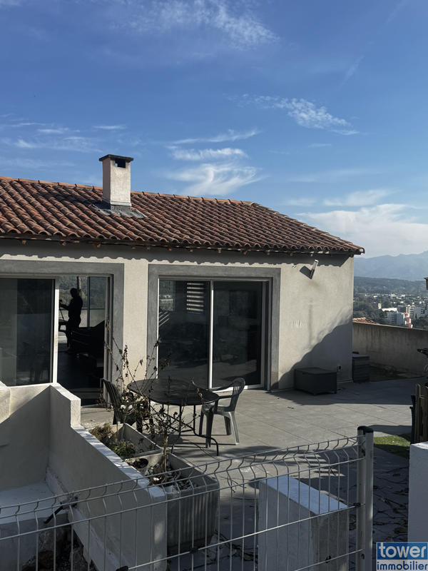 Villa - 147 m² - 5 pièces