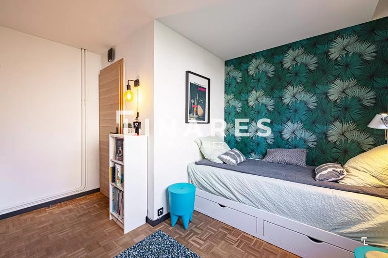 Appartement - 143 m² - 5 pièces