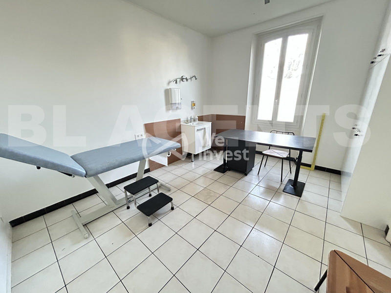 Bureau - 130 m² - 6 pièces