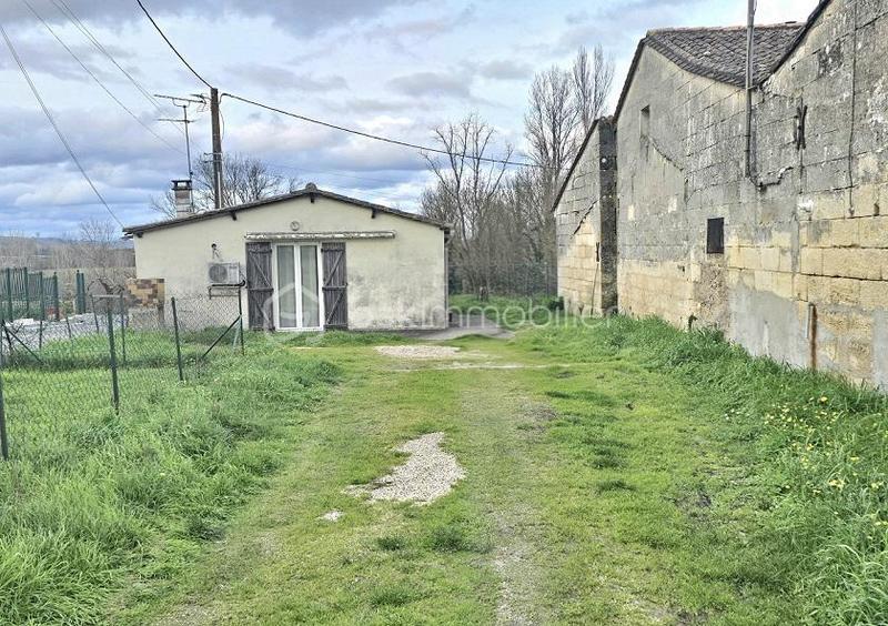 Maison en pierre - 76 m² - 3 pièces