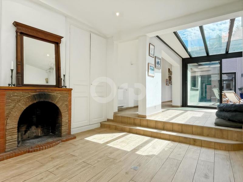 Propriété - 276 m² - 10 pièces