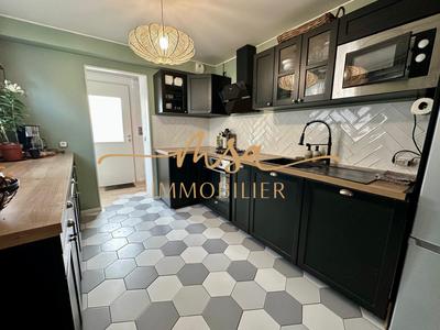 Maison - 72 m² - 4 pièces