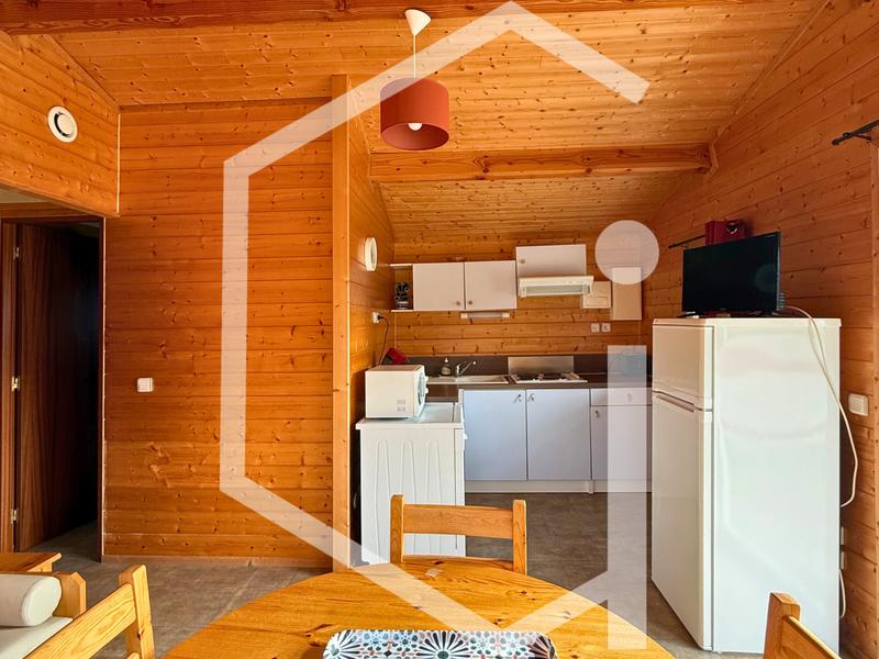 Propriété - 290 m² - 18 pièces