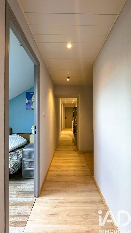 Maison - 185 m² - 8 pièces