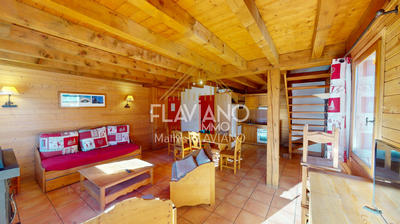 Maison - 85 m² - 5 pièces