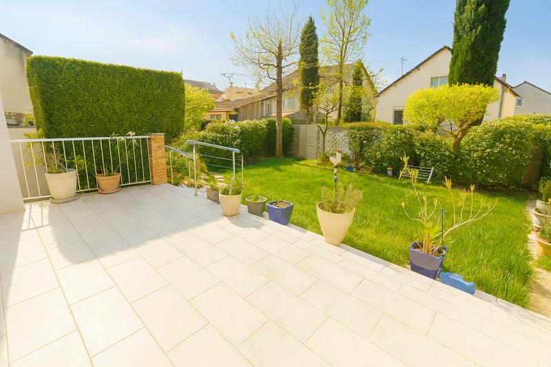 Maison - 142 m² - 5 pièces