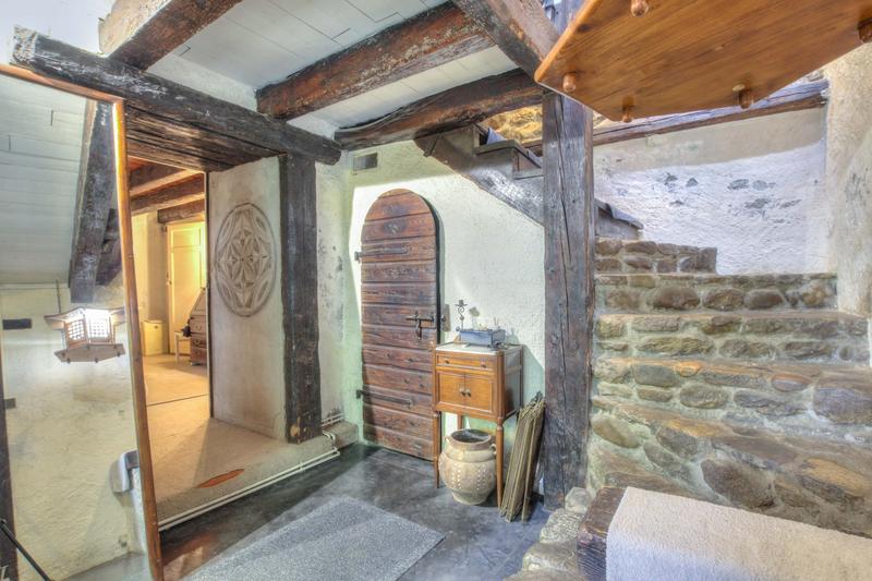 Maison ancienne - 190 m² - 5 pièces