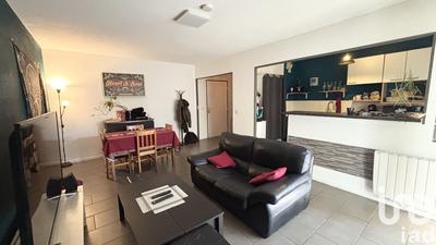 Appartement - 65 m² - 3 pièces