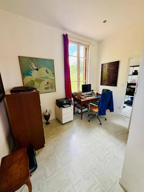 Maison - 202 m² - 6 pièces