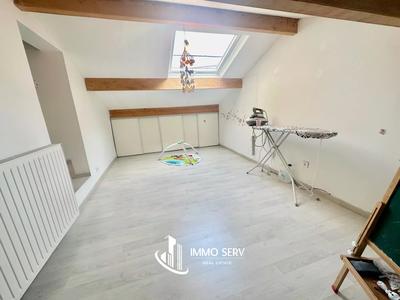 Maison - 90 m² - 5 pièces
