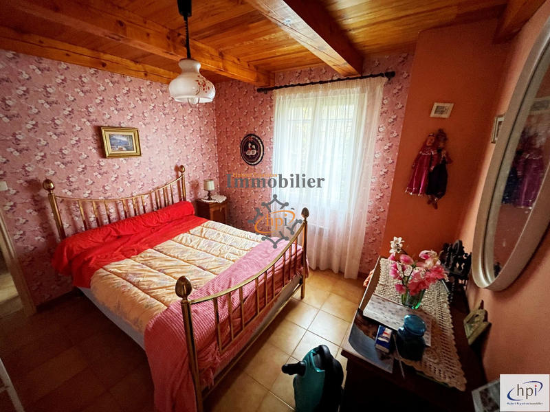 Maison - 175 m² - 10 pièces