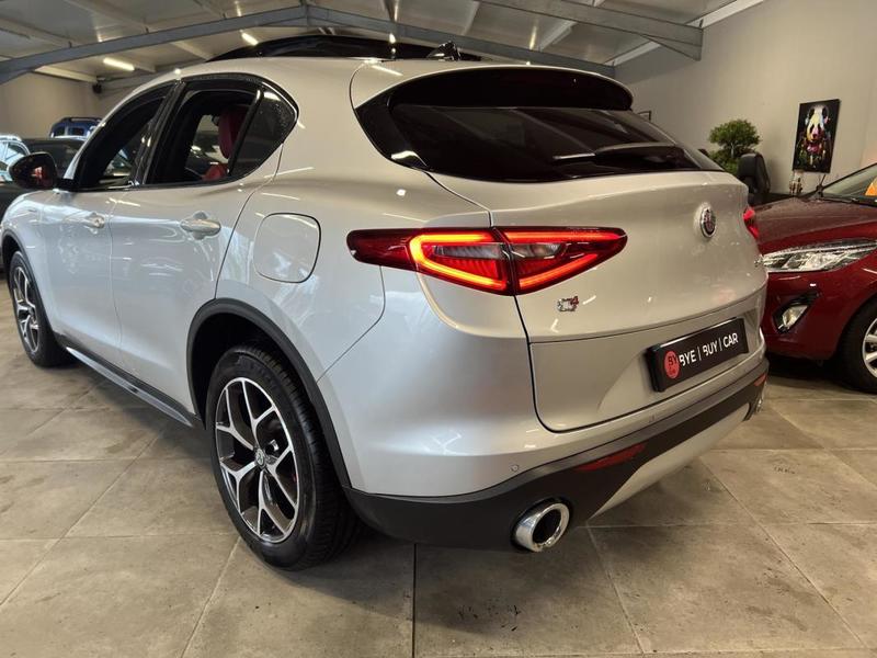 Alfa Romeo Stelvio 2.2 d - 210cv Bva Sport Edition Q4 / Garantie 12 Mois
