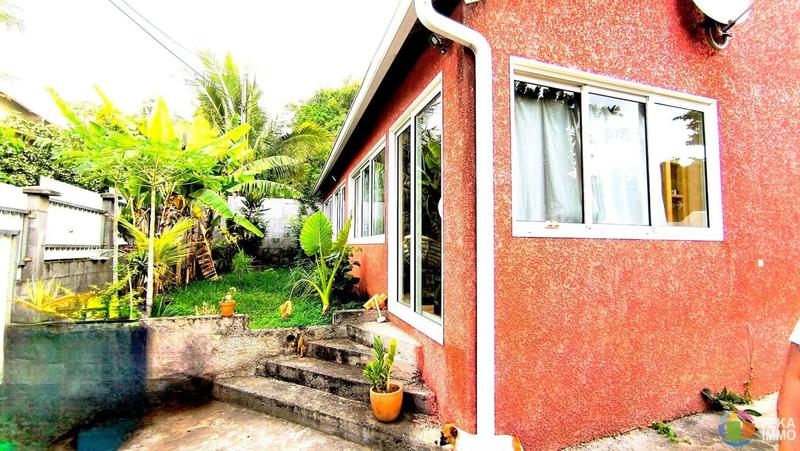 Maison - 110 m² - 4 pièces