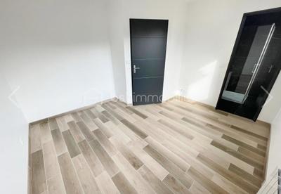 Maison - 101 m² - 5 pièces
