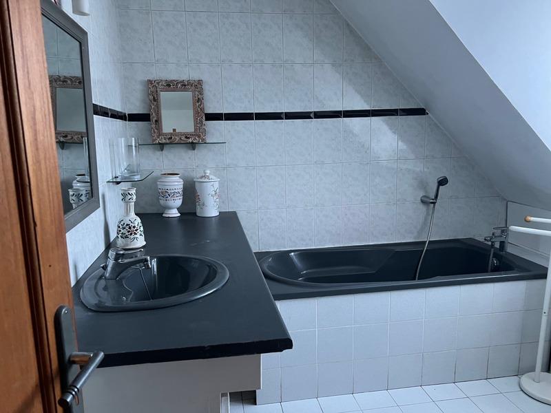 Maison - 190 m² - 6 pièces