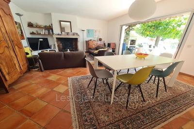 Château - 140 m² - 6 pièces