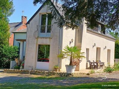 Maison de village - 174 m² - 10 pièces