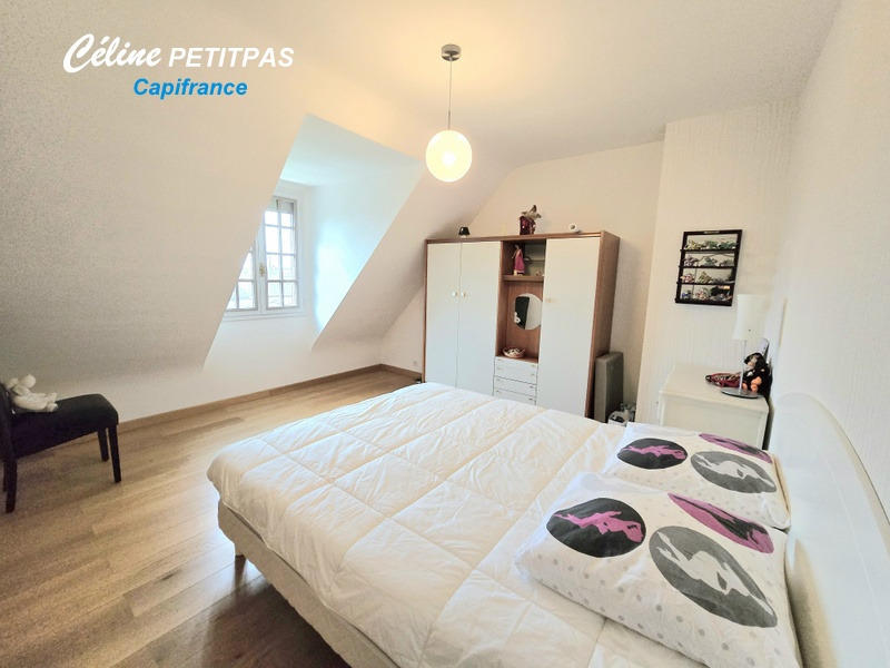 Maison - 127 m² - 6 pièces