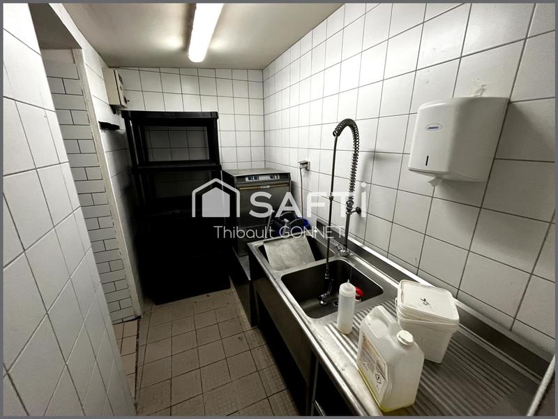 Local commercial - 75 m² - 1 pièce