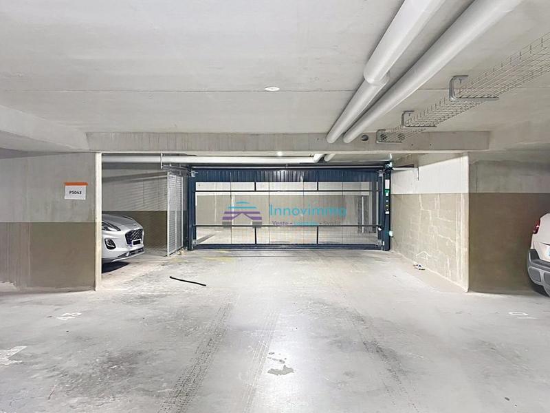 Parking - 13 m²