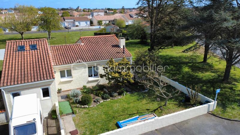 Maison traditionnelle - 103 m² - 4 pièces