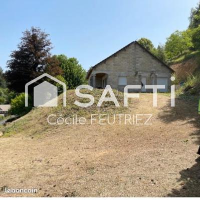 Maison - 170 m² - 1 pièce