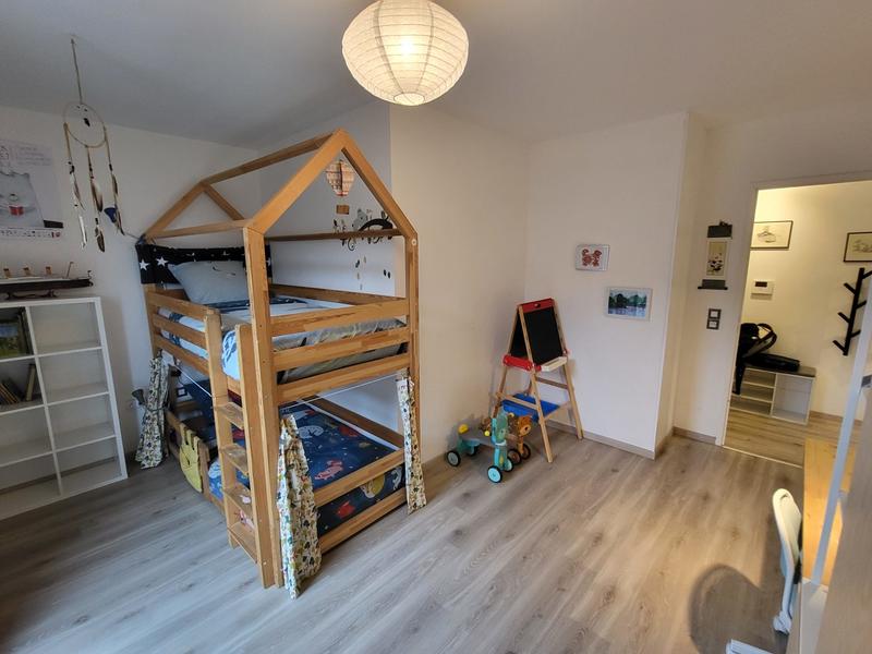 Appartement - 80 m² - 4 pièces