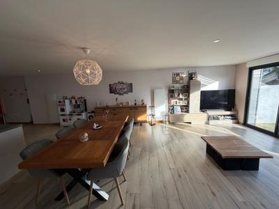 Maison - 115 m² - 4 pièces