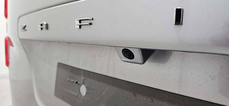 Opel Zafira Taille m BlueHDI 180 ch s&amp;S Eat8 Business