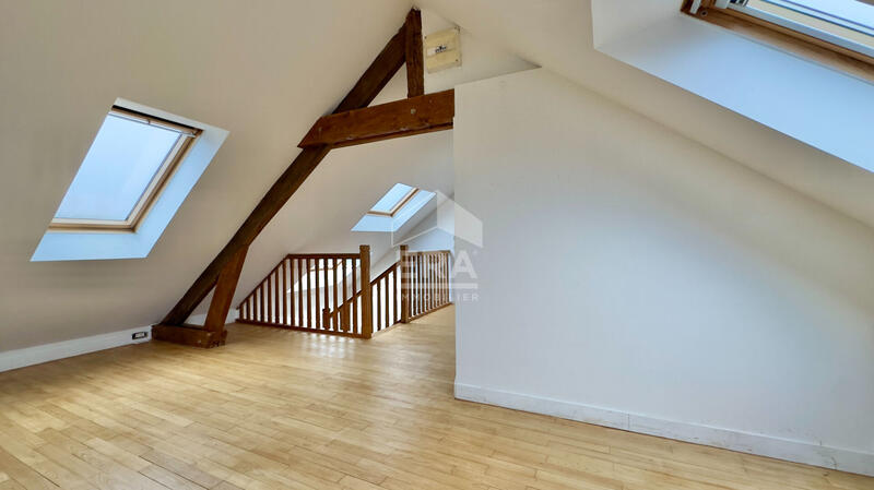 Maison - 103 m² - 6 pièces