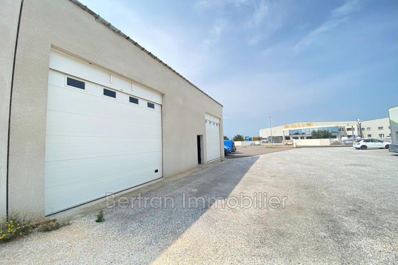 Local commercial - 84 m²