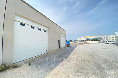 Local commercial - 84 m²