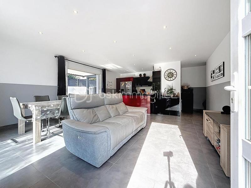 Maison - 135 m² - 6 pièces