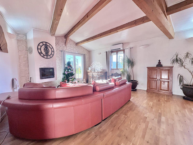 Appartement - 88 m² - 3 pièces