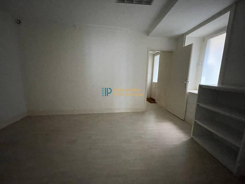 Bureau - 110 m² - 7 pièces