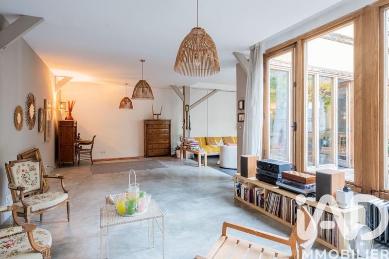 Maison - 310 m² - 8 pièces