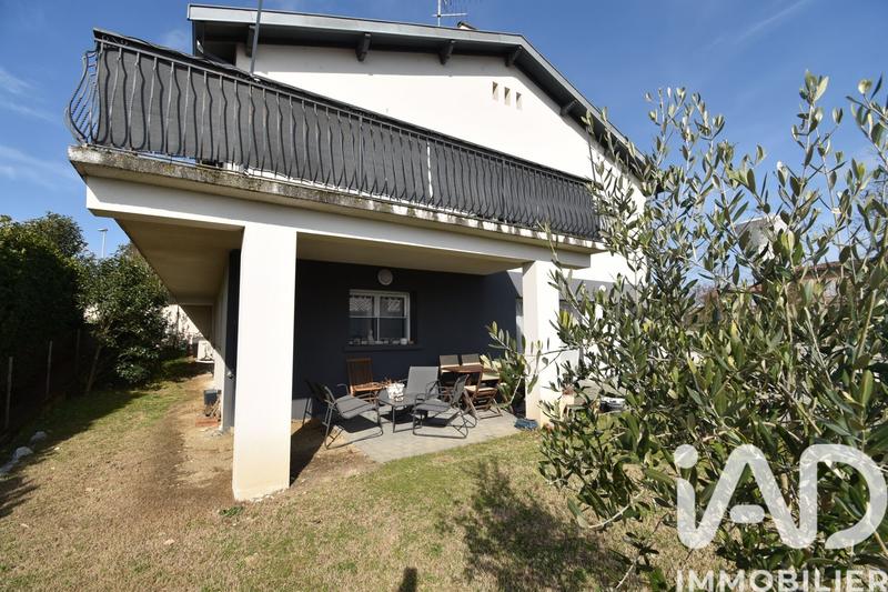 Appartement - 99 m² - 4 pièces