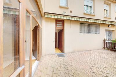 Immeuble - 136 m² - 6 pièces