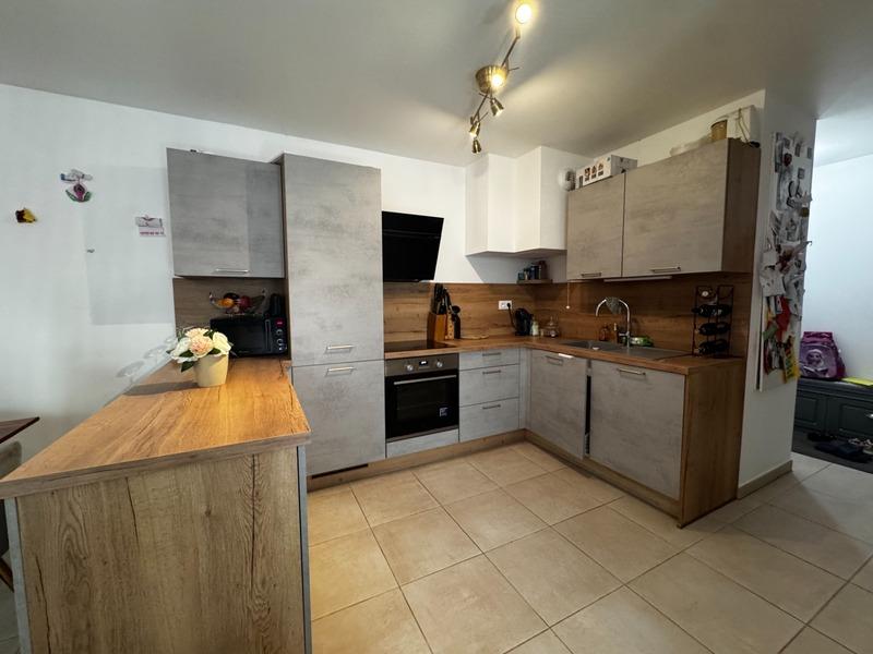 Appartement - 60 m² - 3 pièces