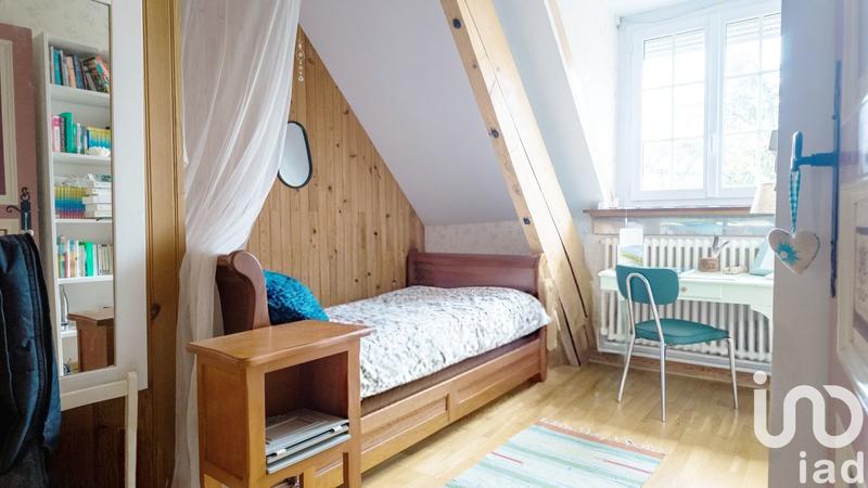 Maison - 268 m² - 10 pièces